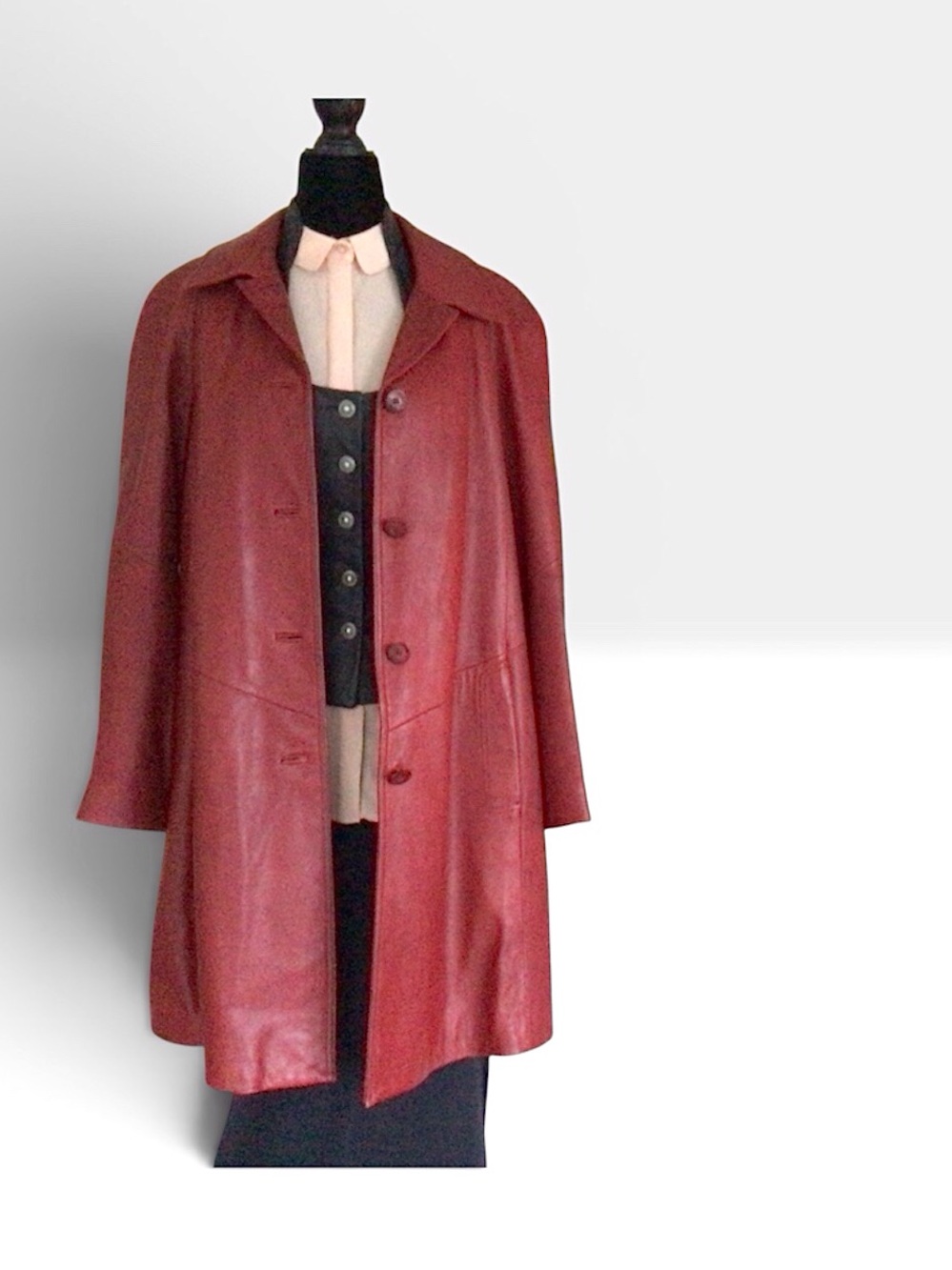 Danier Retro Leather Button Up Coat 
Zip Out Quilted Liner